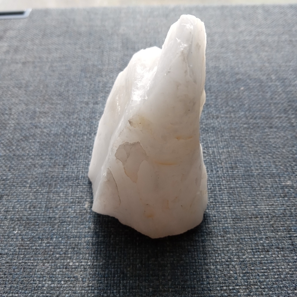Raw milky quartz - Picture 8 of 13
